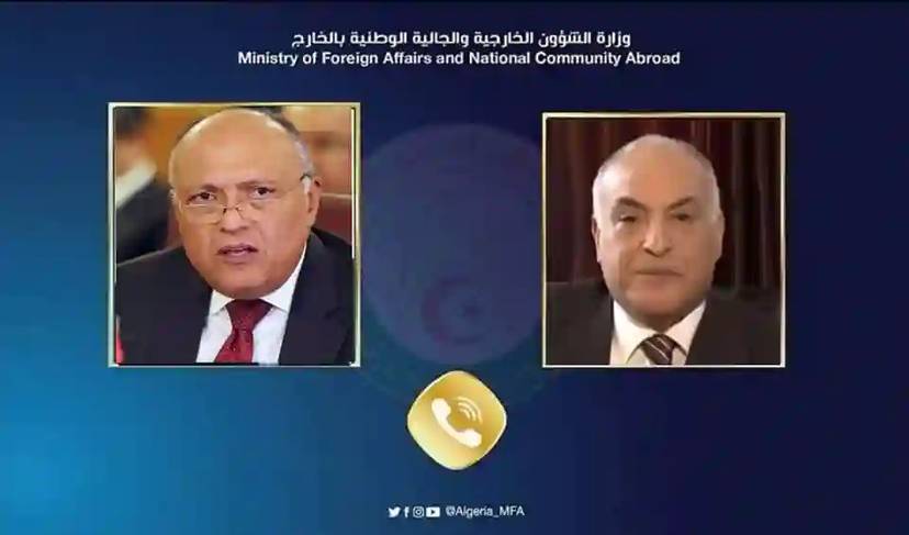 الوزير عطاف يتلقى التهاني من نظيره المصري